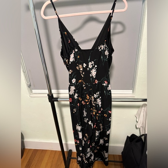 Kaileigh floral romper Large - Picture 7 of 7